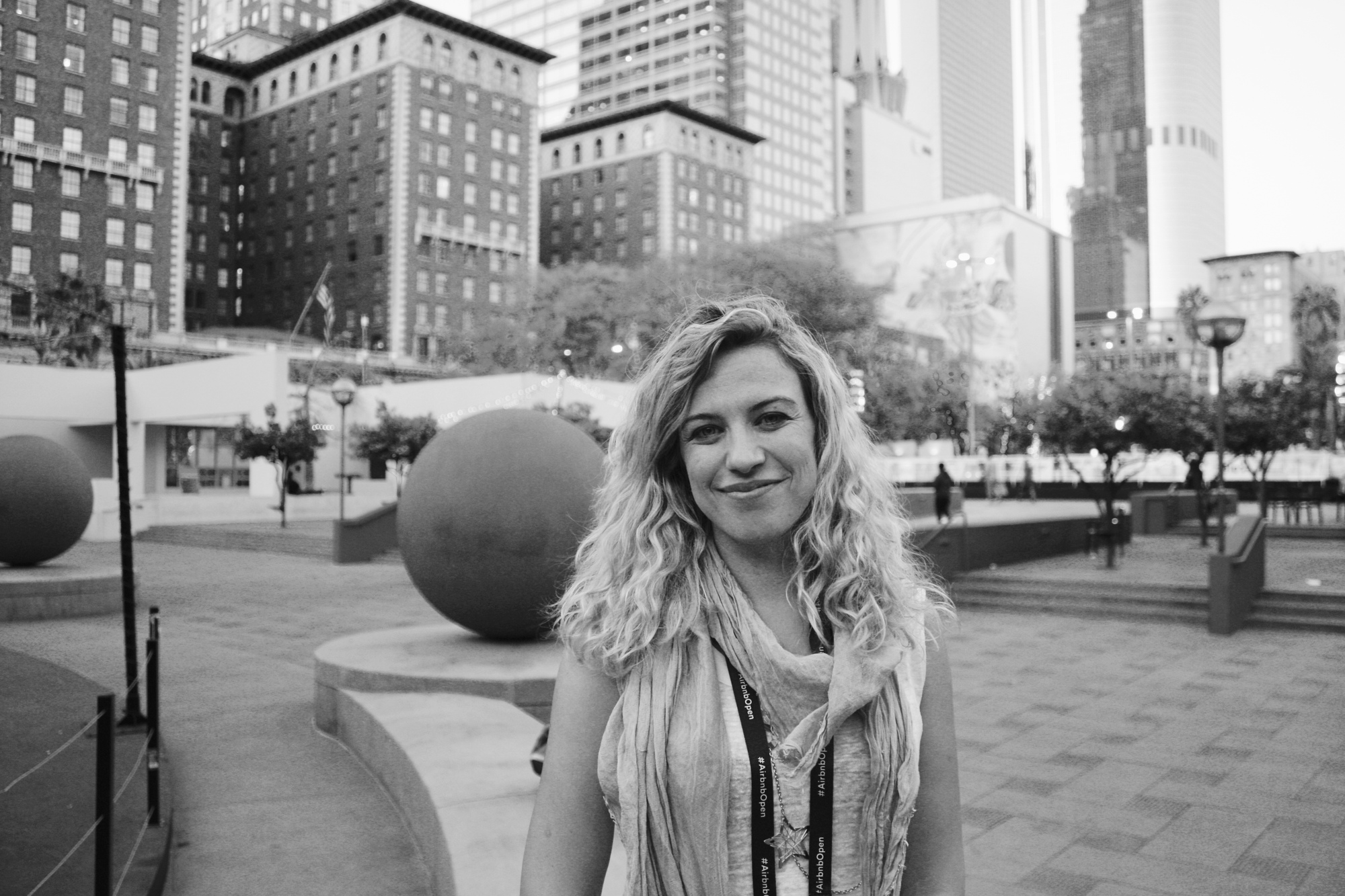 Emanuela, bn